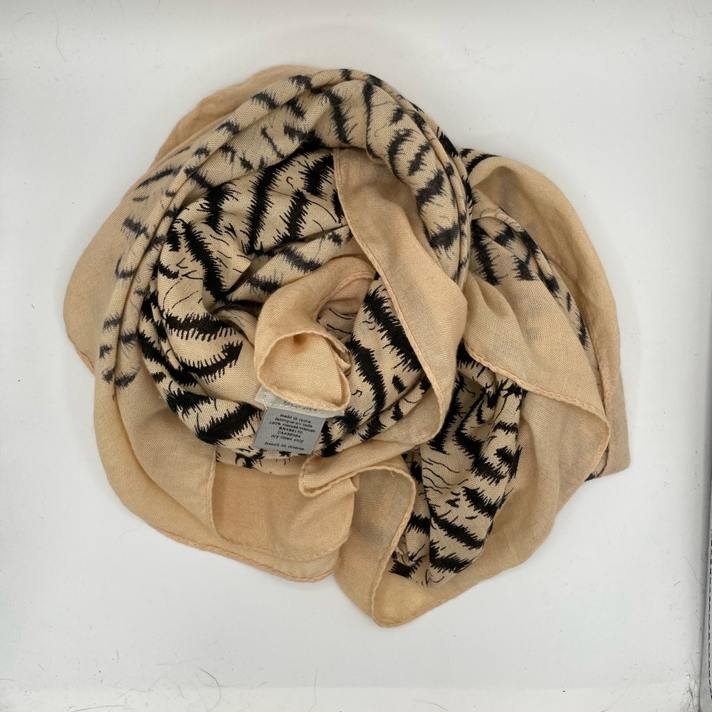 NWOT Urban Outfitters Ecote Tiger Print Scarf